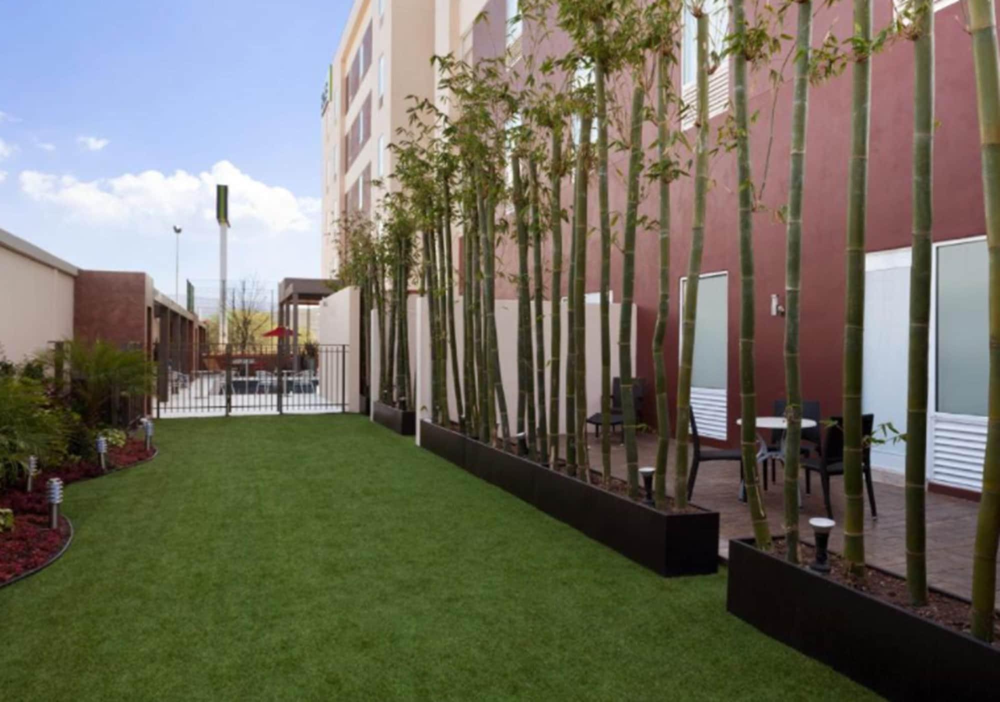 Homewood Suites By Hilton Querétaro Exterior foto